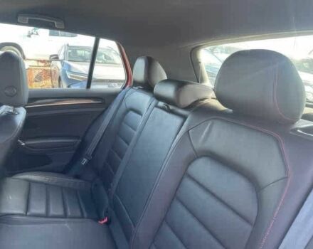 Красный Фольксваген Гольф, объемом двигателя 2 л и пробегом 71 тыс. км за 2900 $, фото 8 на Automoto.ua