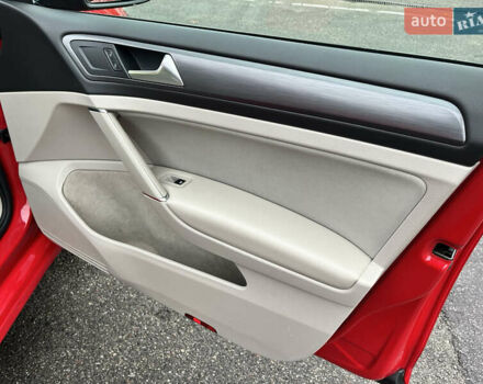 Красный Фольксваген Гольф, объемом двигателя 1.8 л и пробегом 90 тыс. км за 13800 $, фото 41 на Automoto.ua