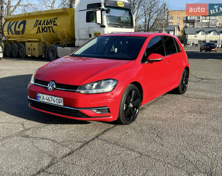 Красный Фольксваген Гольф, объемом двигателя 1.8 л и пробегом 92 тыс. км за 14000 $, фото 7 на Automoto.ua