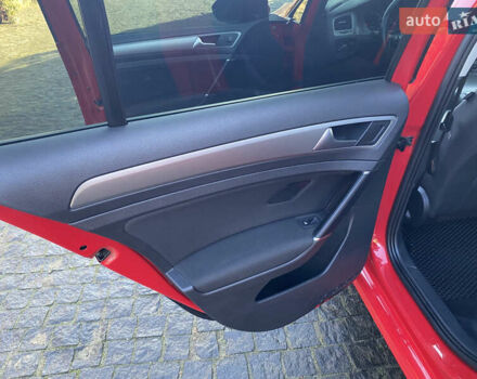 Красный Фольксваген Гольф, объемом двигателя 1.8 л и пробегом 180 тыс. км за 12500 $, фото 23 на Automoto.ua