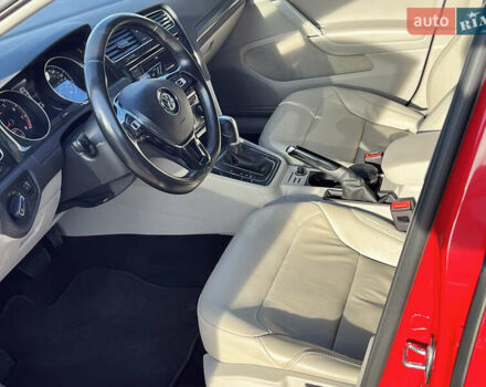 Красный Фольксваген Гольф, объемом двигателя 1.8 л и пробегом 92 тыс. км за 14000 $, фото 42 на Automoto.ua