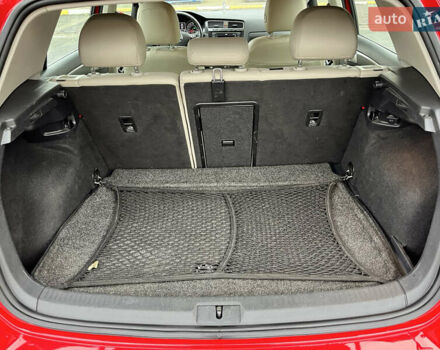 Красный Фольксваген Гольф, объемом двигателя 1.8 л и пробегом 90 тыс. км за 13800 $, фото 46 на Automoto.ua