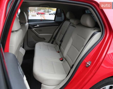 Красный Фольксваген Гольф, объемом двигателя 1.8 л и пробегом 79 тыс. км за 16500 $, фото 9 на Automoto.ua