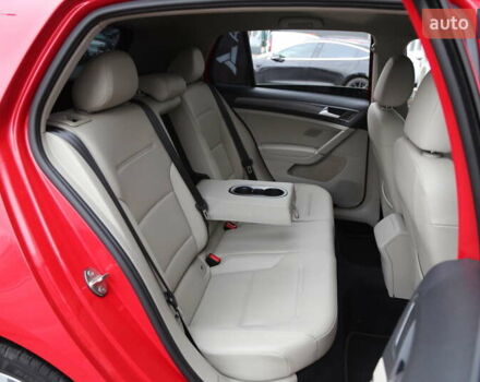 Красный Фольксваген Гольф, объемом двигателя 1.8 л и пробегом 79 тыс. км за 16500 $, фото 10 на Automoto.ua