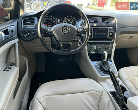 Красный Фольксваген Гольф, объемом двигателя 1.8 л и пробегом 91 тыс. км за 14400 $, фото 40 на Automoto.ua