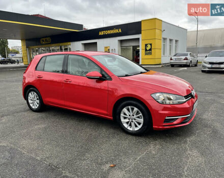 Красный Фольксваген Гольф, объемом двигателя 1.8 л и пробегом 90 тыс. км за 13800 $, фото 13 на Automoto.ua