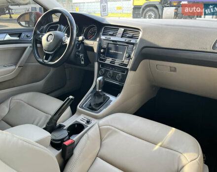 Красный Фольксваген Гольф, объемом двигателя 1.8 л и пробегом 91 тыс. км за 14400 $, фото 50 на Automoto.ua