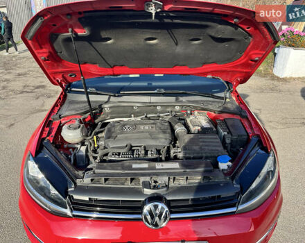 Красный Фольксваген Гольф, объемом двигателя 1.8 л и пробегом 91 тыс. км за 14400 $, фото 59 на Automoto.ua