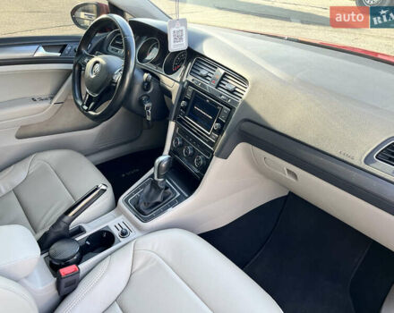 Красный Фольксваген Гольф, объемом двигателя 1.8 л и пробегом 91 тыс. км за 14400 $, фото 47 на Automoto.ua