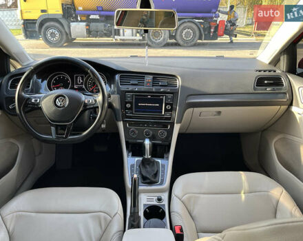 Красный Фольксваген Гольф, объемом двигателя 1.8 л и пробегом 91 тыс. км за 14400 $, фото 4 на Automoto.ua