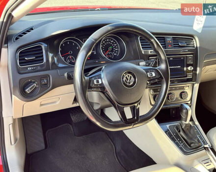 Красный Фольксваген Гольф, объемом двигателя 1.8 л и пробегом 92 тыс. км за 14000 $, фото 35 на Automoto.ua