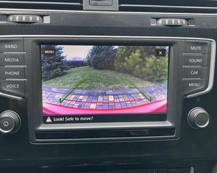 Червоний Фольксваген Гольф, об'ємом двигуна 2 л та пробігом 160 тис. км за 13999 $, фото 7 на Automoto.ua