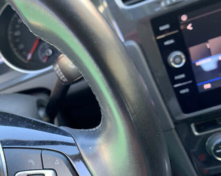 Красный Фольксваген Гольф, объемом двигателя 1.6 л и пробегом 191 тыс. км за 16700 $, фото 27 на Automoto.ua