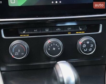 Червоний Фольксваген Гольф, об'ємом двигуна 1.8 л та пробігом 95 тис. км за 13500 $, фото 19 на Automoto.ua