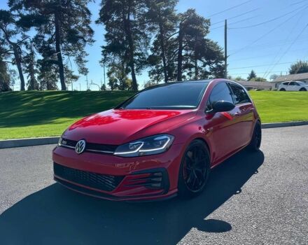 Червоний Фольксваген Гольф, об'ємом двигуна 2 л та пробігом 37 тис. км за 13000 $, фото 2 на Automoto.ua