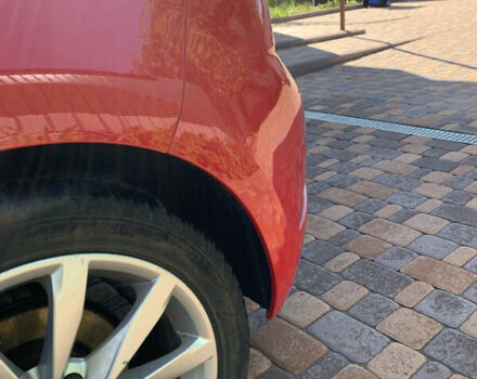 Красный Фольксваген Гольф, объемом двигателя 1.6 л и пробегом 191 тыс. км за 16700 $, фото 4 на Automoto.ua