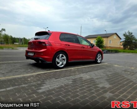 Красный Фольксваген Гольф, объемом двигателя 2 л и пробегом 88 тыс. км за 29000 $, фото 4 на Automoto.ua