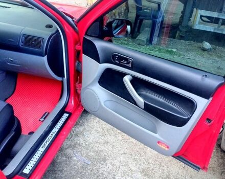 Красный Фольксваген Гольф, объемом двигателя 1.4 л и пробегом 205 тыс. км за 3700 $, фото 6 на Automoto.ua