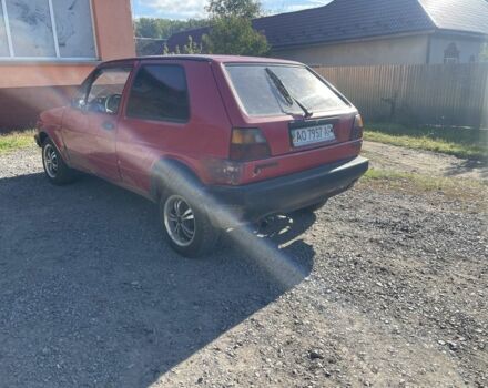 Красный Фольксваген Гольф, объемом двигателя 1.6 л и пробегом 300 тыс. км за 1299 $, фото 4 на Automoto.ua