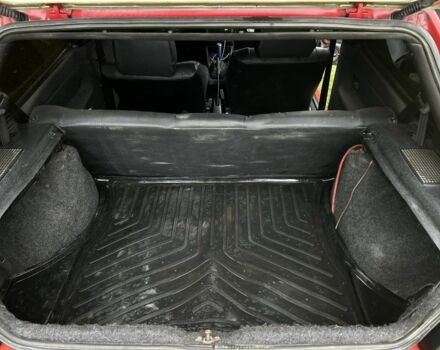 Червоний Фольксваген Гольф, об'ємом двигуна 1.4 л та пробігом 232 тис. км за 1600 $, фото 4 на Automoto.ua