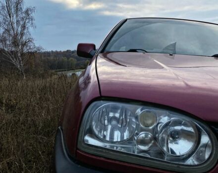 Красный Фольксваген Гольф, объемом двигателя 1.8 л и пробегом 250 тыс. км за 2000 $, фото 6 на Automoto.ua