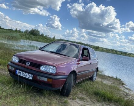 Красный Фольксваген Гольф, объемом двигателя 1.8 л и пробегом 250 тыс. км за 2000 $, фото 5 на Automoto.ua