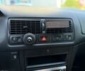 Красный Фольксваген Гольф, объемом двигателя 1.6 л и пробегом 250 тыс. км за 3899 $, фото 14 на Automoto.ua