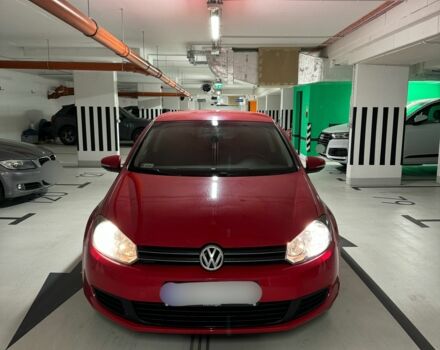 Красный Фольксваген Гольф, объемом двигателя 0 л и пробегом 228 тыс. км за 4100 $, фото 8 на Automoto.ua