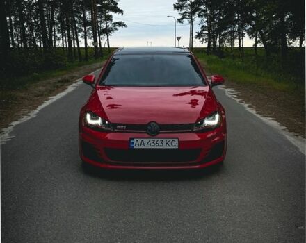 Червоний Фольксваген Гольф, об'ємом двигуна 2 л та пробігом 92 тис. км за 11600 $, фото 1 на Automoto.ua