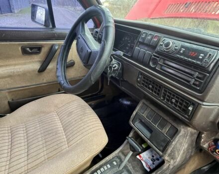 Красный Фольксваген Гольф, объемом двигателя 1.6 л и пробегом 114 тыс. км за 1200 $, фото 1 на Automoto.ua