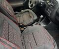 Красный Фольксваген Гольф, объемом двигателя 1.4 л и пробегом 210 тыс. км за 1350 $, фото 6 на Automoto.ua