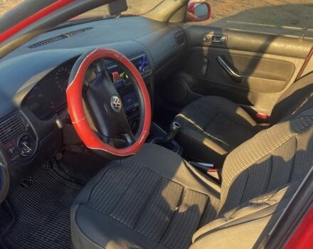 Красный Фольксваген Гольф, объемом двигателя 1.9 л и пробегом 350 тыс. км за 1300 $, фото 4 на Automoto.ua