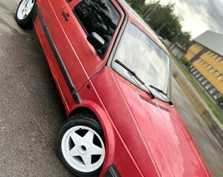 Красный Фольксваген Гольф, объемом двигателя 1.4 л и пробегом 232 тыс. км за 1650 $, фото 5 на Automoto.ua
