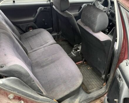 Червоний Фольксваген Гольф, об'ємом двигуна 1.4 л та пробігом 1 тис. км за 500 $, фото 5 на Automoto.ua