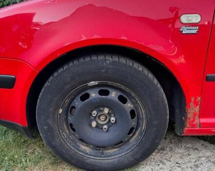 Красный Фольксваген Гольф, объемом двигателя 1.6 л и пробегом 287 тыс. км за 3000 $, фото 9 на Automoto.ua