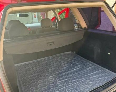 Красный Фольксваген Гольф, объемом двигателя 1.6 л и пробегом 287 тыс. км за 3000 $, фото 34 на Automoto.ua