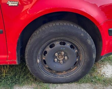 Красный Фольксваген Гольф, объемом двигателя 1.6 л и пробегом 287 тыс. км за 3000 $, фото 6 на Automoto.ua