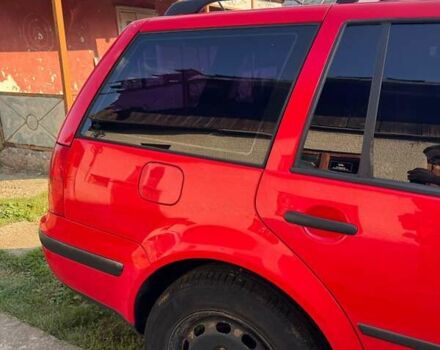 Красный Фольксваген Гольф, объемом двигателя 1.6 л и пробегом 287 тыс. км за 3000 $, фото 10 на Automoto.ua