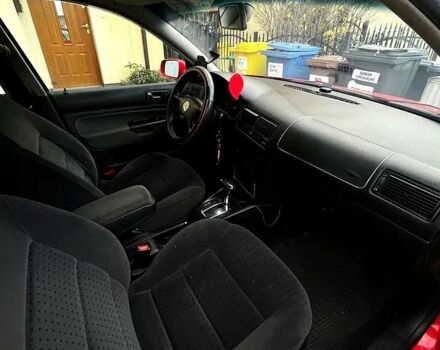 Фольксваген Гольф 1999 в Хмельницком на Automoto.ua Красный Фольксваген Гольф, объемом двигателя 1.9 л и пробегом 330 тыс. км за 5250 $, фото 8 на Automoto.ua