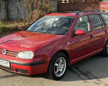 Красный Фольксваген Гольф, объемом двигателя 1.6 л и пробегом 220 тыс. км за 4750 $, фото 4 на Automoto.ua