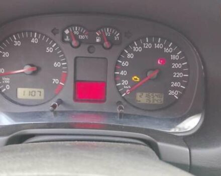 Красный Фольксваген Гольф, объемом двигателя 1.6 л и пробегом 216 тыс. км за 4200 $, фото 11 на Automoto.ua