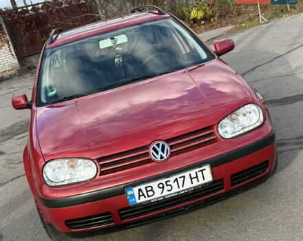 Красный Фольксваген Гольф, объемом двигателя 1.6 л и пробегом 220 тыс. км за 4750 $, фото 1 на Automoto.ua