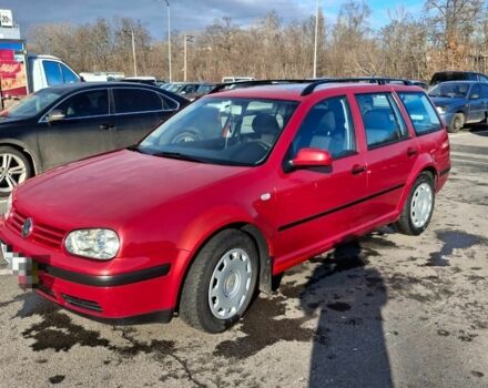 Червоний Фольксваген Гольф, об'ємом двигуна 1.6 л та пробігом 261 тис. км за 2951 $, фото 1 на Automoto.ua