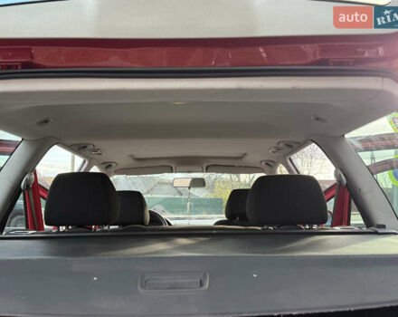 Красный Фольксваген Гольф, объемом двигателя 1.6 л и пробегом 220 тыс. км за 4750 $, фото 27 на Automoto.ua