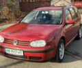 Красный Фольксваген Гольф, объемом двигателя 1.6 л и пробегом 220 тыс. км за 4750 $, фото 1 на Automoto.ua