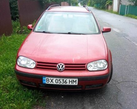 Красный Фольксваген Гольф, объемом двигателя 1.6 л и пробегом 200 тыс. км за 3700 $, фото 2 на Automoto.ua