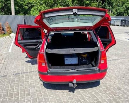 Червоний Фольксваген Гольф, об'ємом двигуна 1.39 л та пробігом 213 тис. км за 4150 $, фото 3 на Automoto.ua