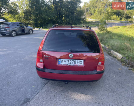 Красный Фольксваген Гольф, объемом двигателя 1.6 л и пробегом 287 тыс. км за 5000 $, фото 2 на Automoto.ua