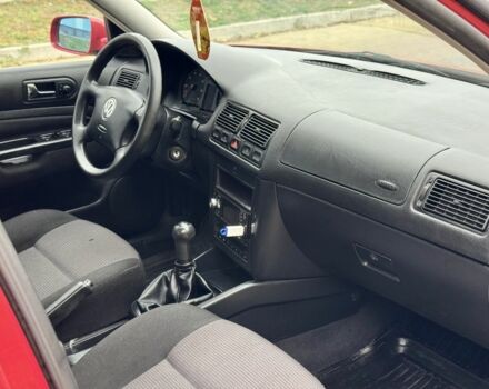 Фольксваген Гольф 2001 в Черкассах на Automoto.ua Красный Фольксваген Гольф, объемом двигателя 1.4 л и пробегом 209 тыс. км за 3400 $, фото 9 на Automoto.ua