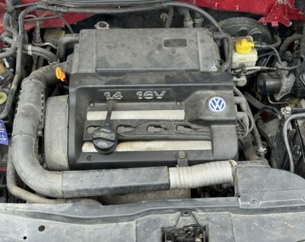 Фольксваген Гольф 2001 в Черкассах на Automoto.ua Красный Фольксваген Гольф, объемом двигателя 1.4 л и пробегом 209 тыс. км за 3400 $, фото 17 на Automoto.ua